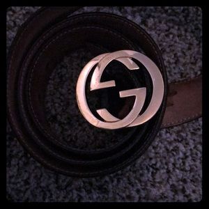 Black Gucci belt